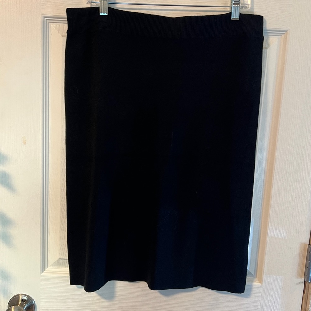 PACK OF THREE SWEATER SKIRTS BANANA REPUBLIC ALL LARGE